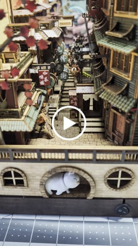 Customer video review of JiuFen Old Street Book Nook Kit