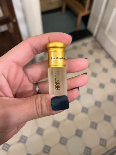 Customer photo review of Marshmallow