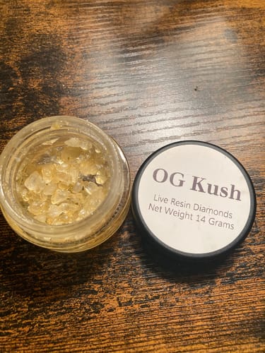 Customer photo review of OG Kush | Live Resin Diamonds