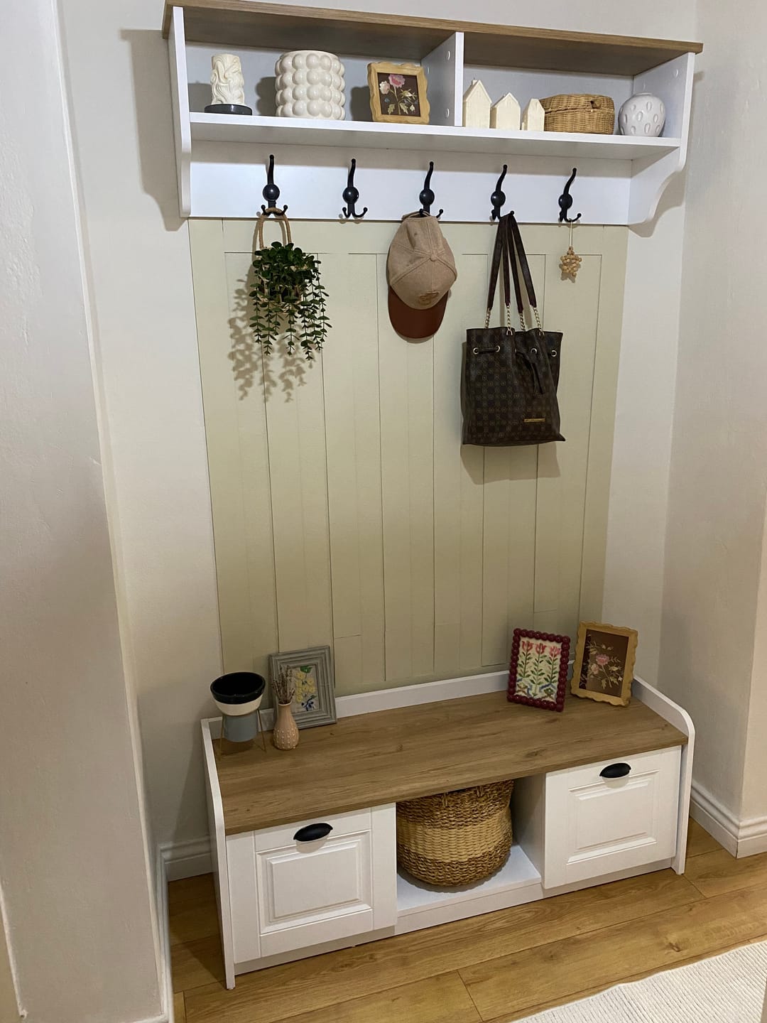Customer photo review of Rani P2 Modern Portmanto Ayakkabılık ve Duvar Askısı Vestiyer M1 Renk: Beyaz - S. Ceviz