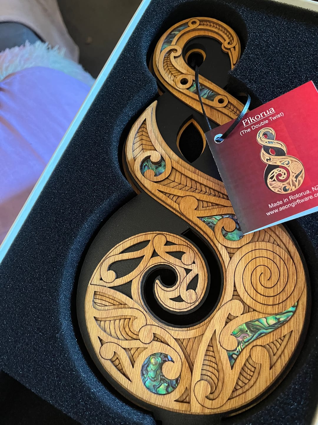 Customer photo review of Maori Friendship or Love Twist Trophy Ornament
