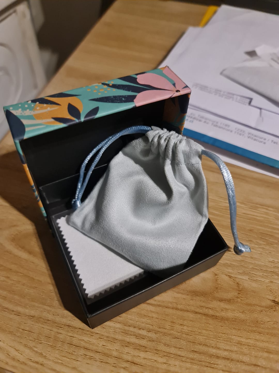 Customer photo review of Charm Meta Cumplida