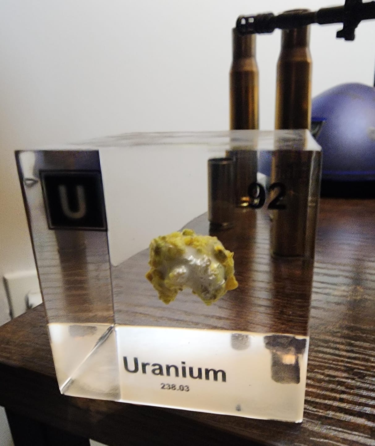 Customer photo review of Uranium Element Cube (2inch Autunite)