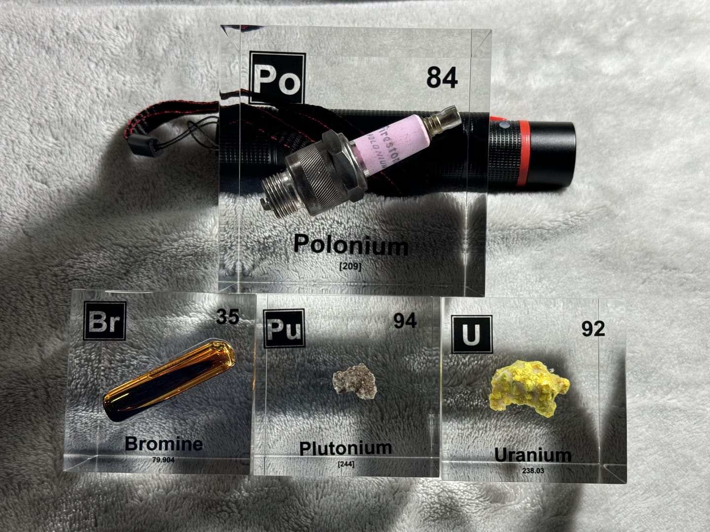 Customer photo review of Plutonium Element Cube (Trinitite Sample)