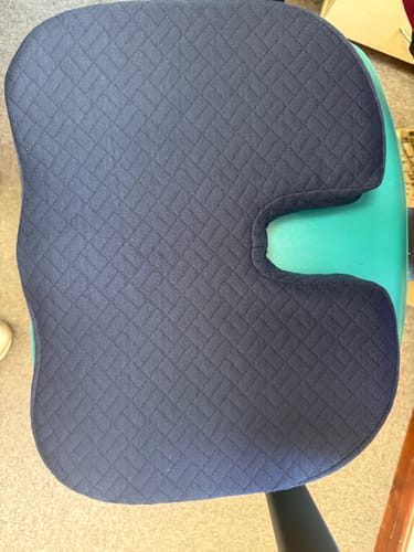 Customer photo review of Rall- Portable Tailbone Cushion