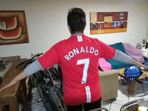 Customer photo review of Manchester United Local 07/08 Retro
