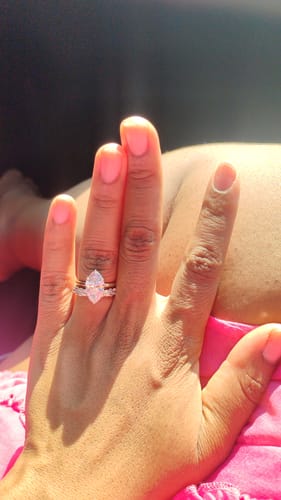 Customer photo review of Louily Special 3.0Ct Marquise Cut Wedding Set