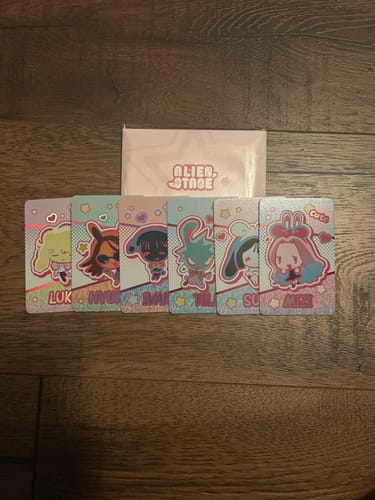 Customer photo review of ALIEN STAGE - Rabbit Series Card Suit A