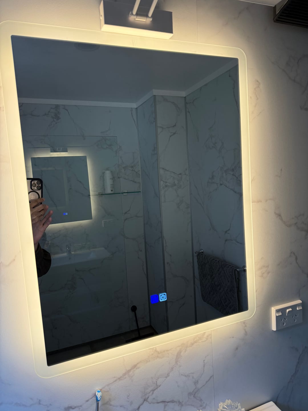 Customer photo review of Premium Rectangle LED Mirror with Demister, 3 Colour Selections, Dimmable, 5-Year Warranty