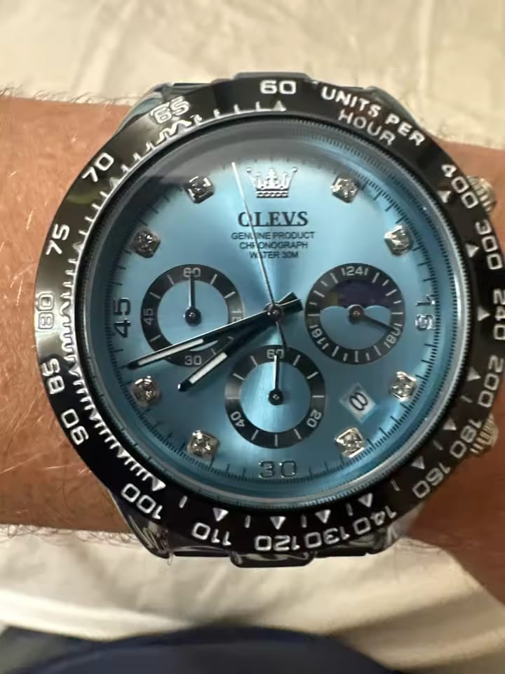 Customer photo review of OLEVS - Master