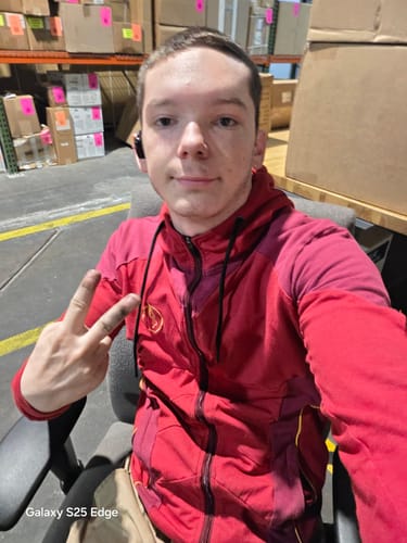 Customer photo review of ALLEN Hoodie