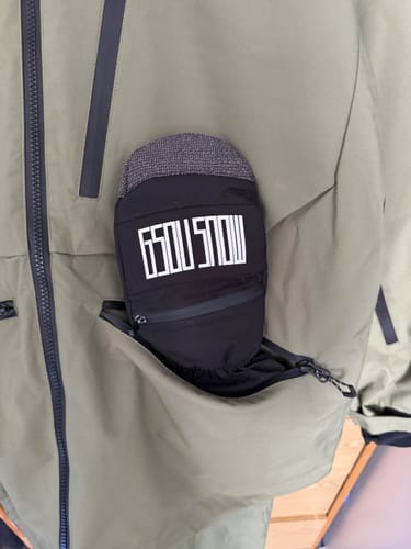 Customer photo review of Men's Army Green Multifunctional Waterproof Insulated Snow Jacket