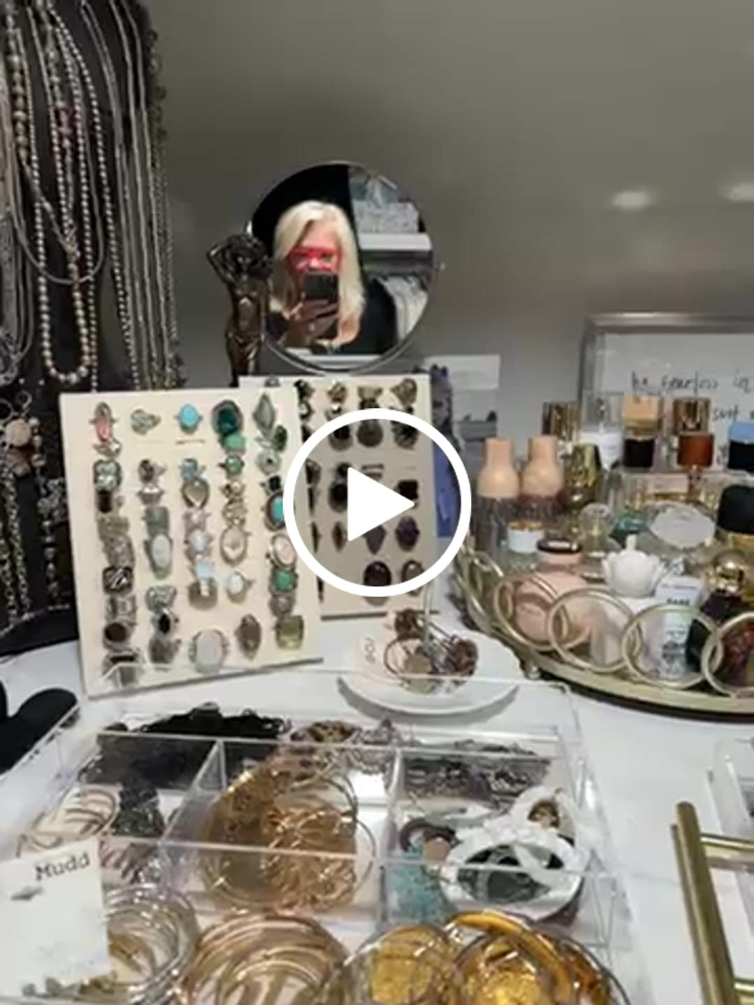 Customer video review of Pearl Bloom Vintage Ring