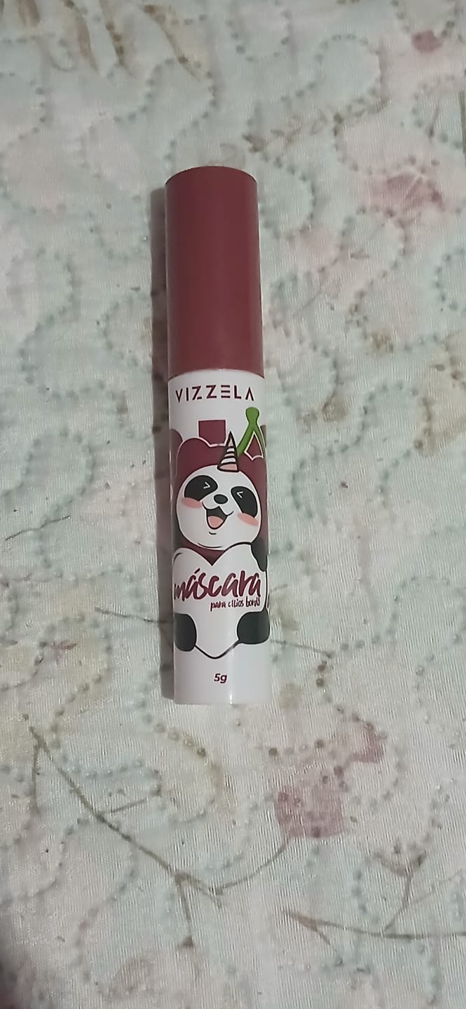 Customer photo review of Máscara para Cílios Big No Panda Cherry - Bordô