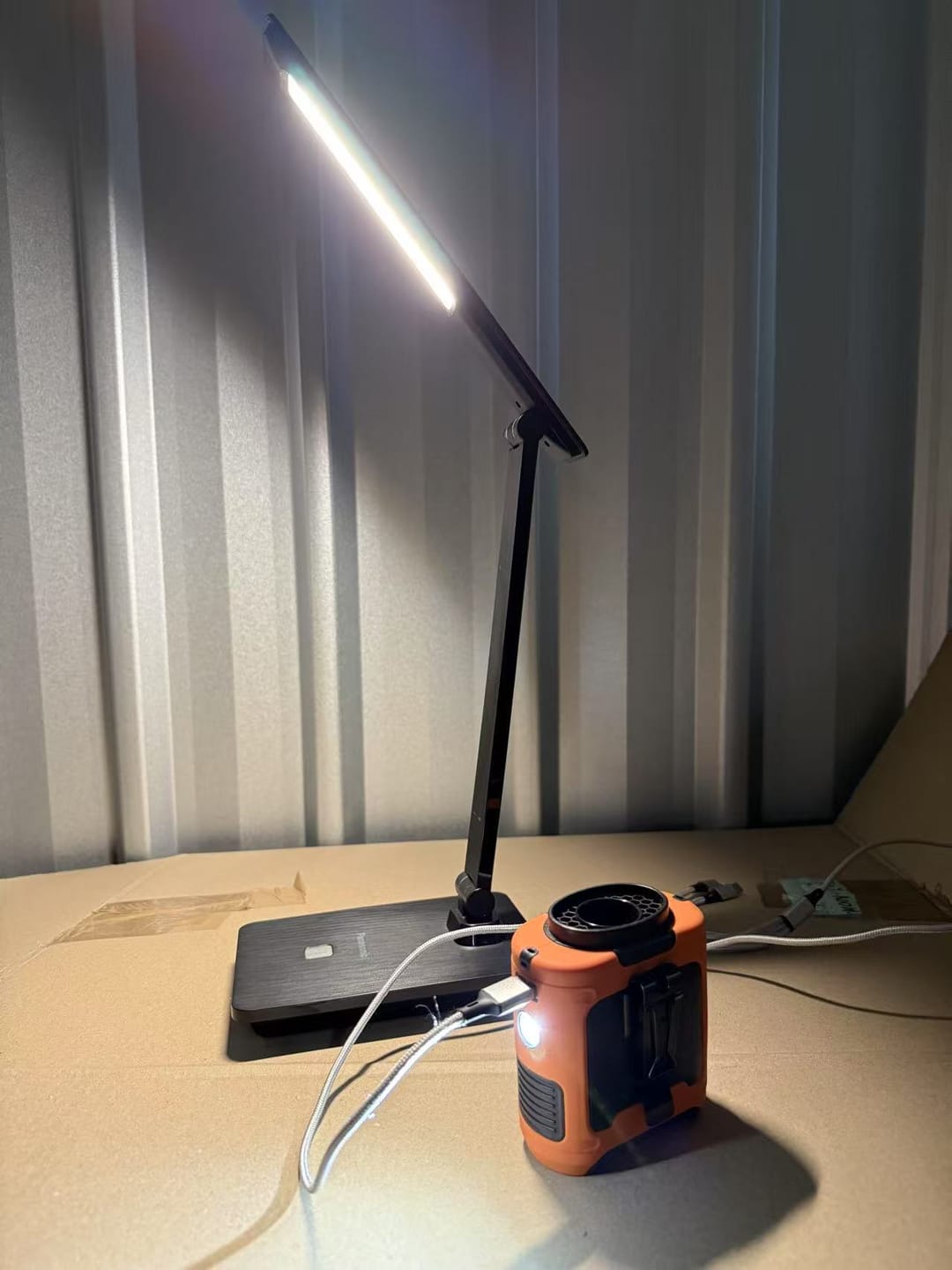 Customer photo review of 3-in-1 Waist Fan with Flashlight & Powerbank