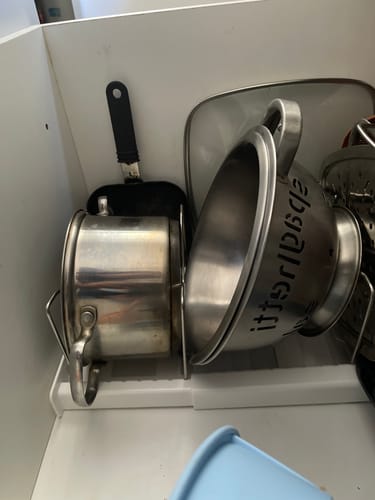 Customer photo review of Organizador Extensible Cocina Para Ollas Platos Homilu