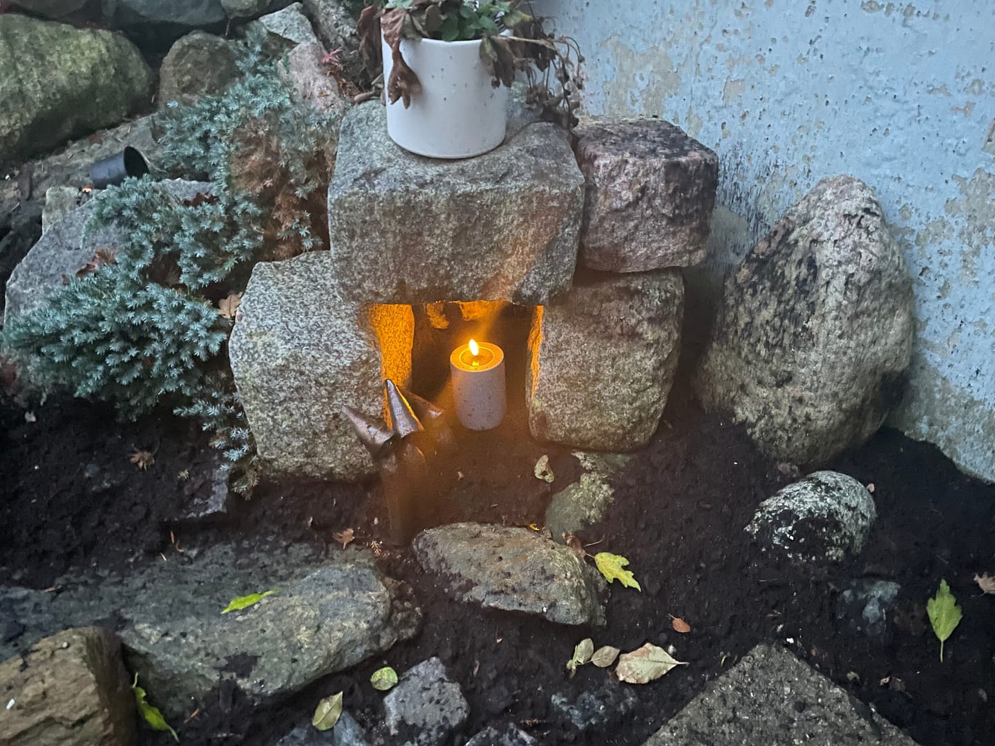 Customer photo review of Udendørs LED Bloklys Ø 7,5 x 10 cm Grå
