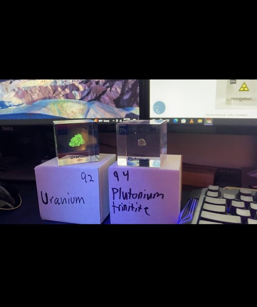 Customer photo review of Plutonium Element Cube (Trinitite Sample)