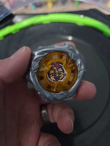Customer photo review of Takara Tomy Beyblade X UX-14 ScorpioSpear 0-70Z Starter
