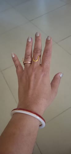 Customer photo review of Sindoor Shvetika  – Sindoor Red with Pure White 916 22k Gold (2 pis)