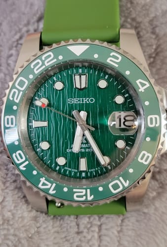 Customer photo review of Shark Gill Rubber - Green
