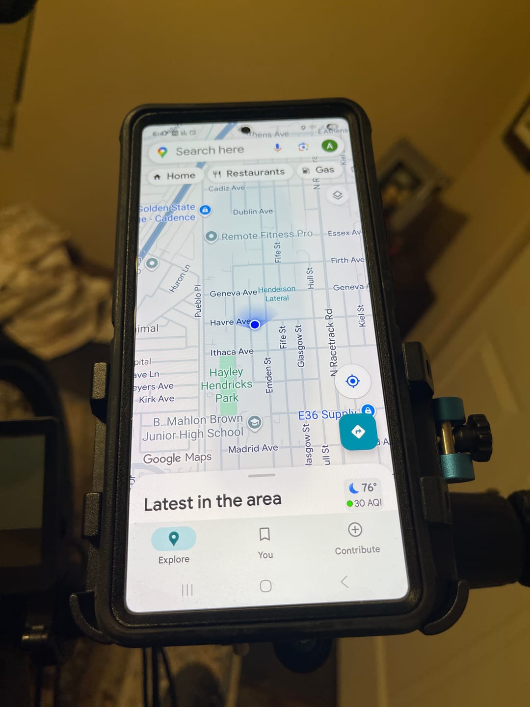 Customer photo review of Universal E-Bike Phone Mount with Quick-Release