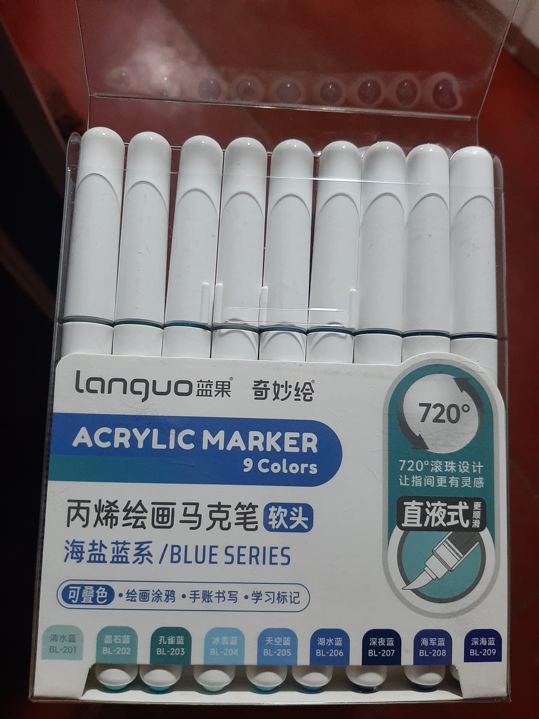 Customer photo review of Languo - Set 9 Marcadores Acrílicos Punta Pincel Blue Series