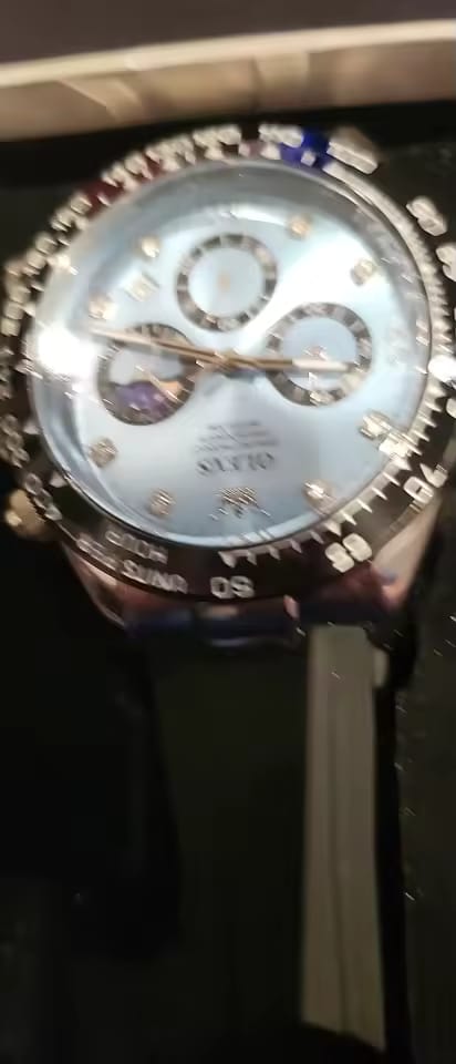 Customer photo review of OLEVS - Master