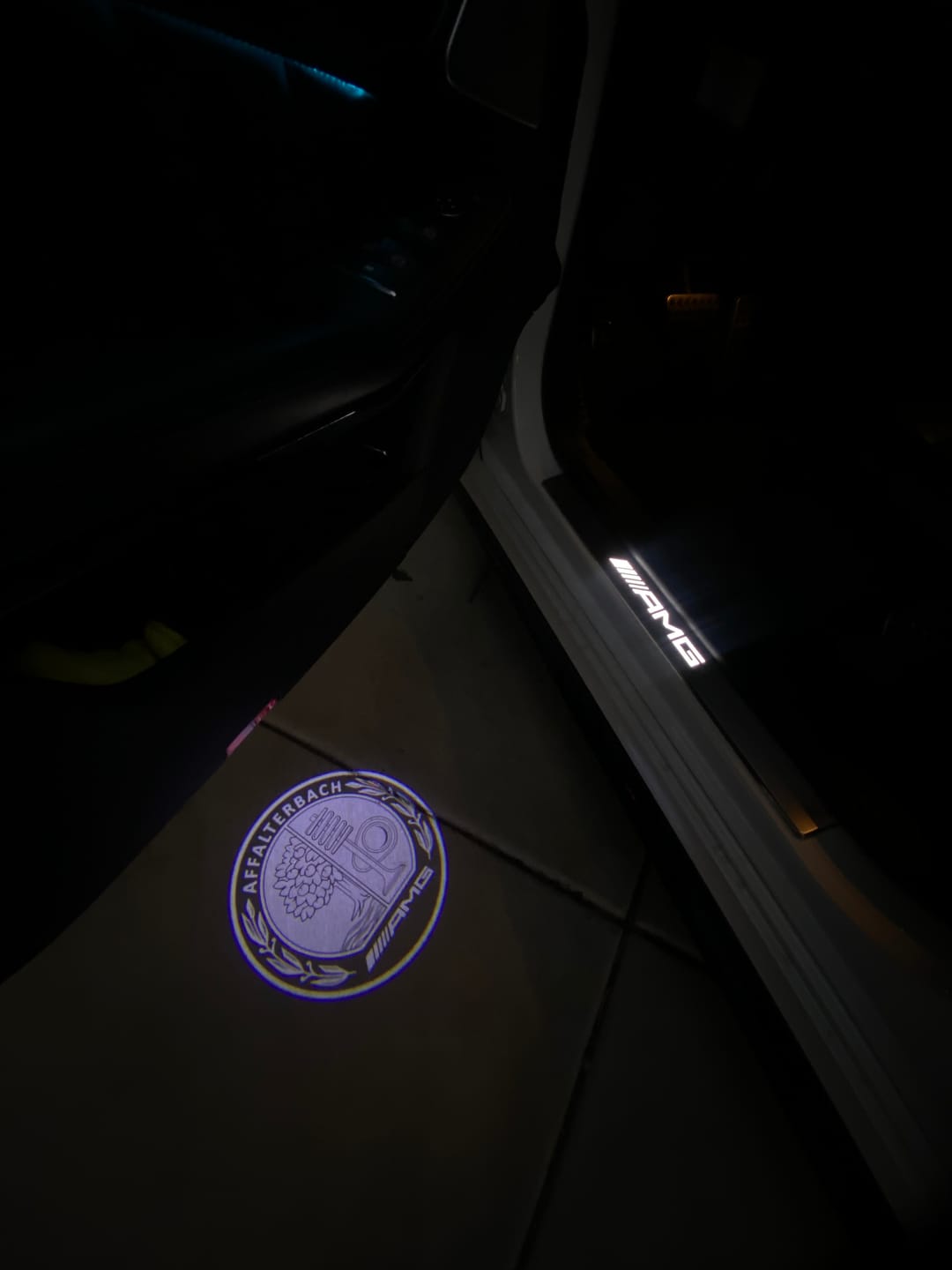 Customer photo review of Mercedes Benz LED Car Door Welcome Logo Shadow Lights