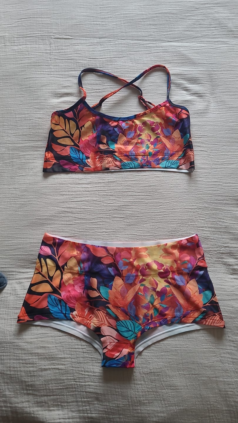 Customer photo review of Brassière bretelles croisées Anastasia