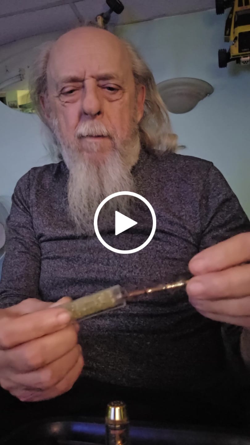 Customer video review of Twisty™ Glass Original Tubes (2)
