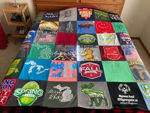 Customer photo review of Premium T Shirt Quilt