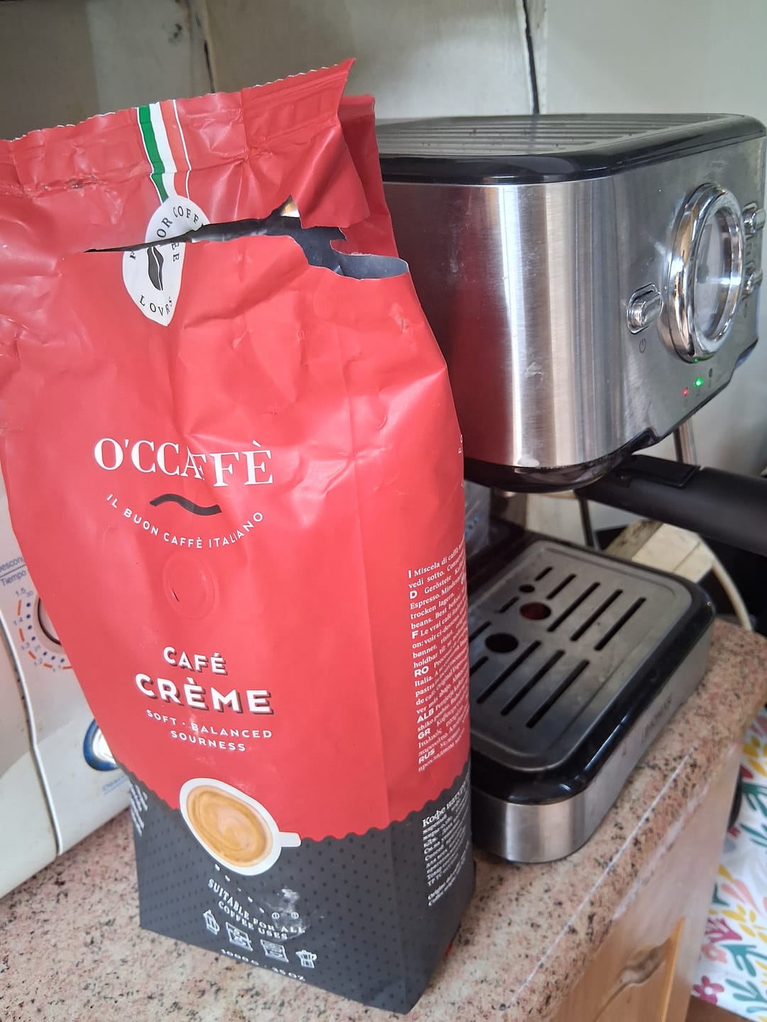 Customer photo review of Occaffe Grano Espresso Creme Rojo 1kg