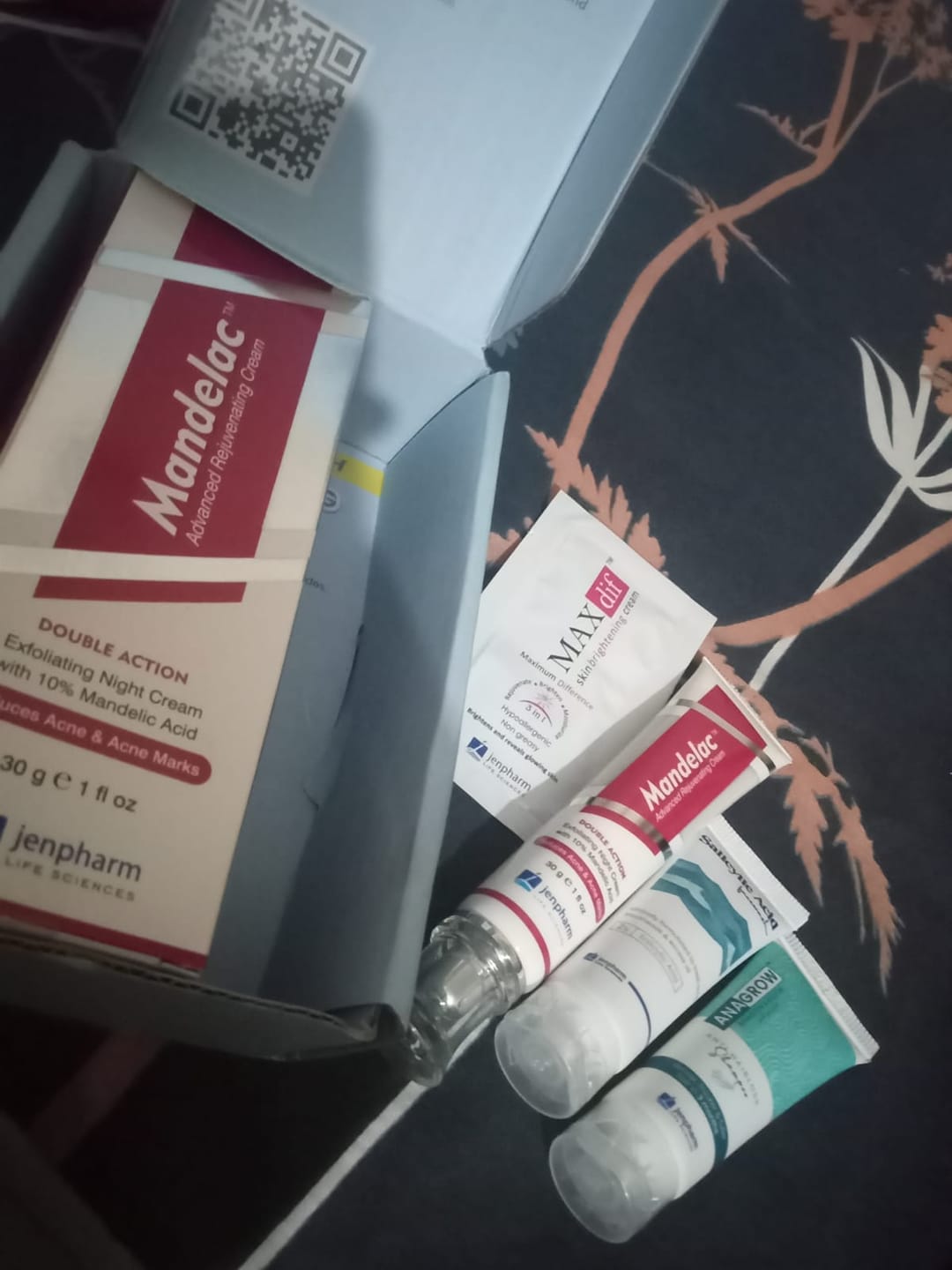 Customer photo review of MandelAC Cream