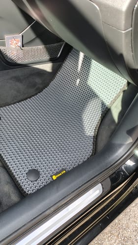 Customer photo review of Dywaniki samochodowe na zamówienie - Przód i tył