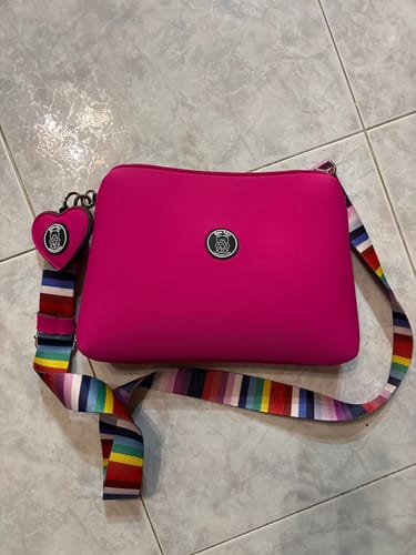Flavia V. review of Pochette Grande image 1 out of 1