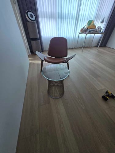 Customer photo showing polished nickel base and clear glass top