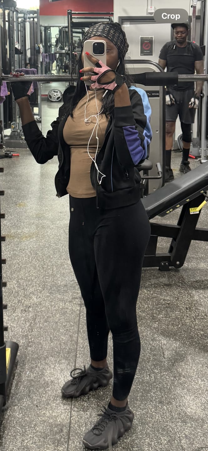Customer photo review of HOUR GLASS WEIGHTGAIN
