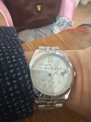 Customer photo review of EONDATE MAXI CLASSIC WATCH
