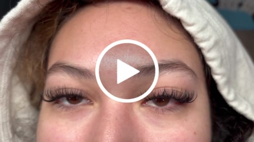 Customer video review of Self Fanning Lash