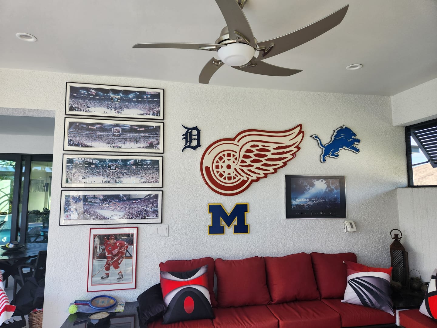 Customer photo review of Detroit Lions 3D Vintage Metal Wall Art