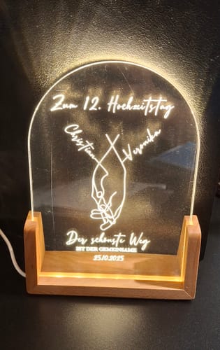 Veronika S. review of Der schönste Weg - Personalisierter LED Aufsteller für Paare zum Jubiläum und Jahrestag image 1 out of 1