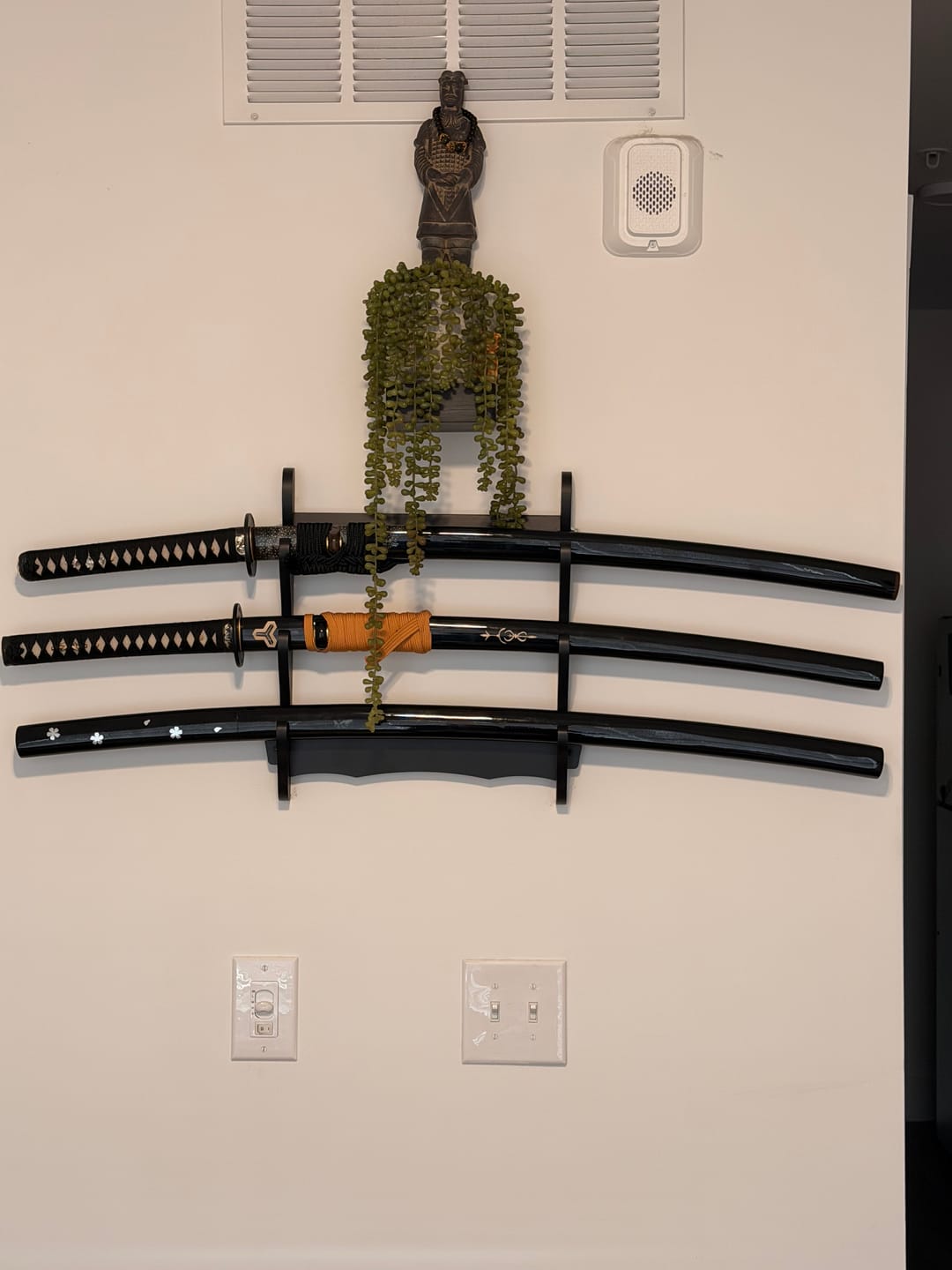Customer photo review of Kill Bill Sword Replica - Brides Katana, Made by Hattori Hanzo