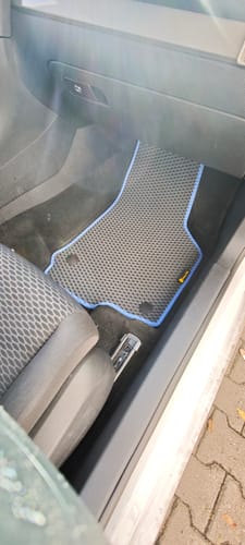 Customer photo review of Dywaniki samochodowe na zamówienie - Przód i tył