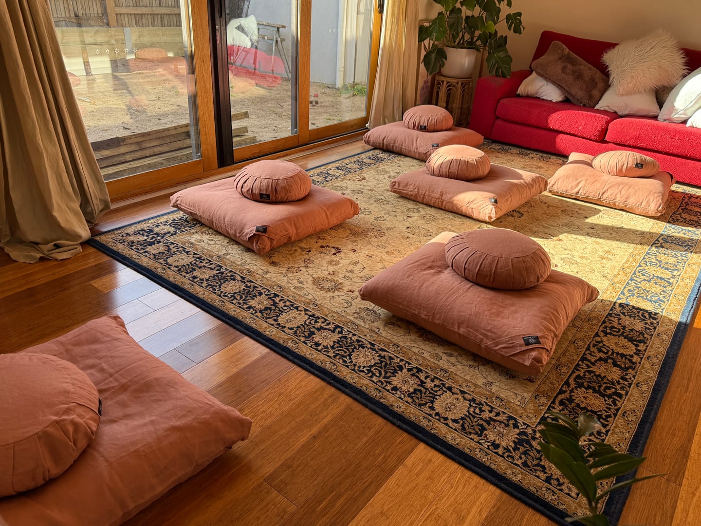 Customer photo review of Mocha Linen - Meditation comfort bundle