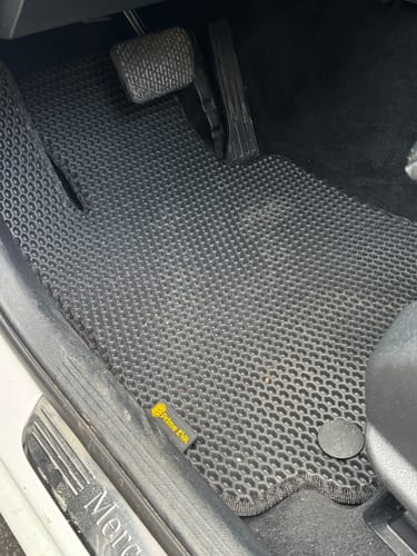 Customer photo review of Dywaniki samochodowe na zamówienie - Przód i tył