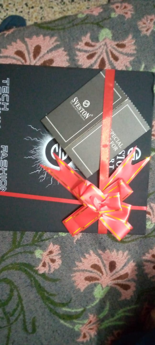 Customer photo review of Gift Wrapping