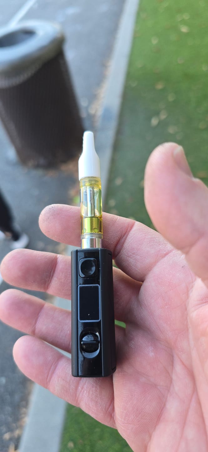 Customer photo review of Atom