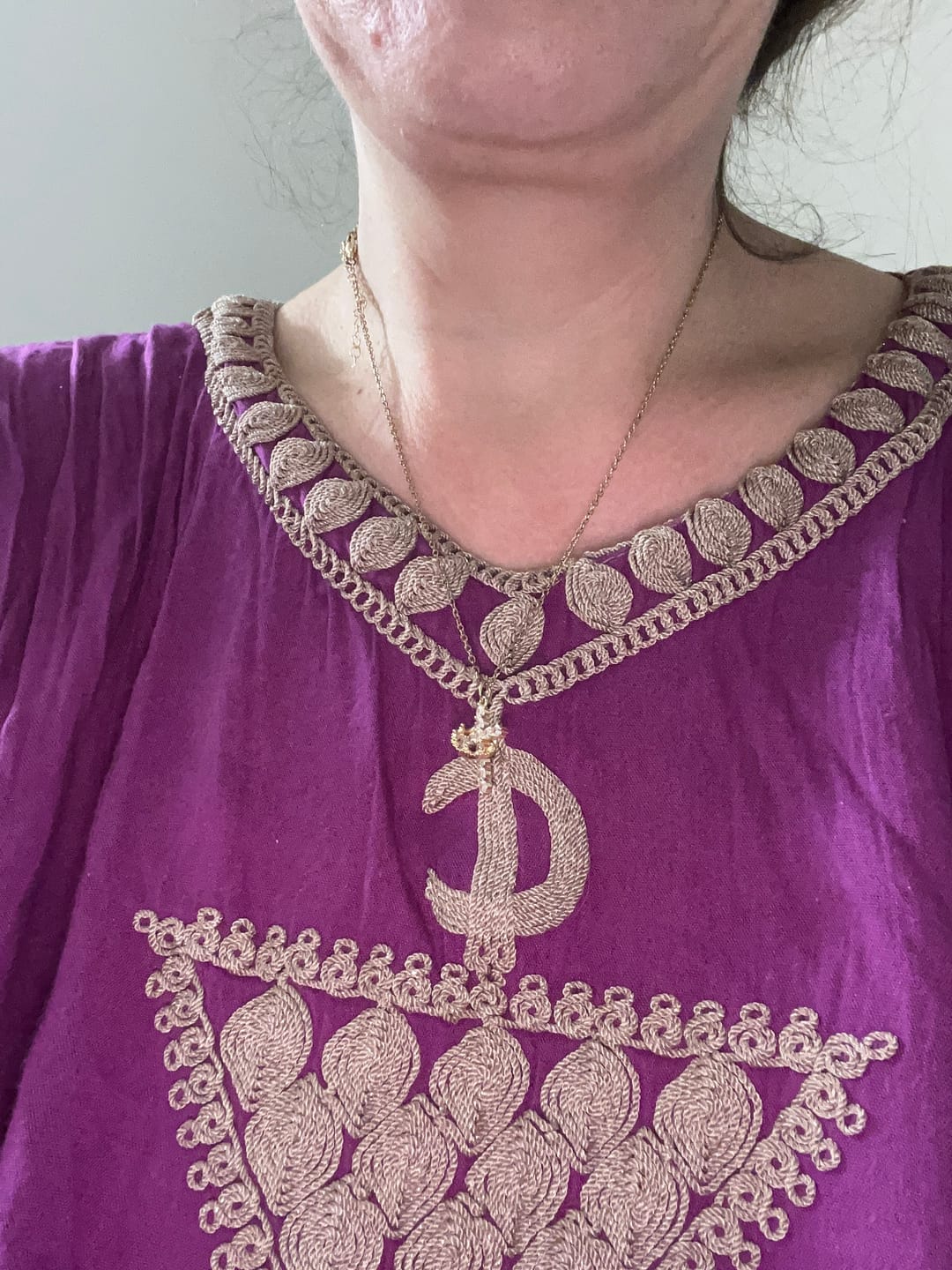 Customer photo review of Collier Croix Couronnée