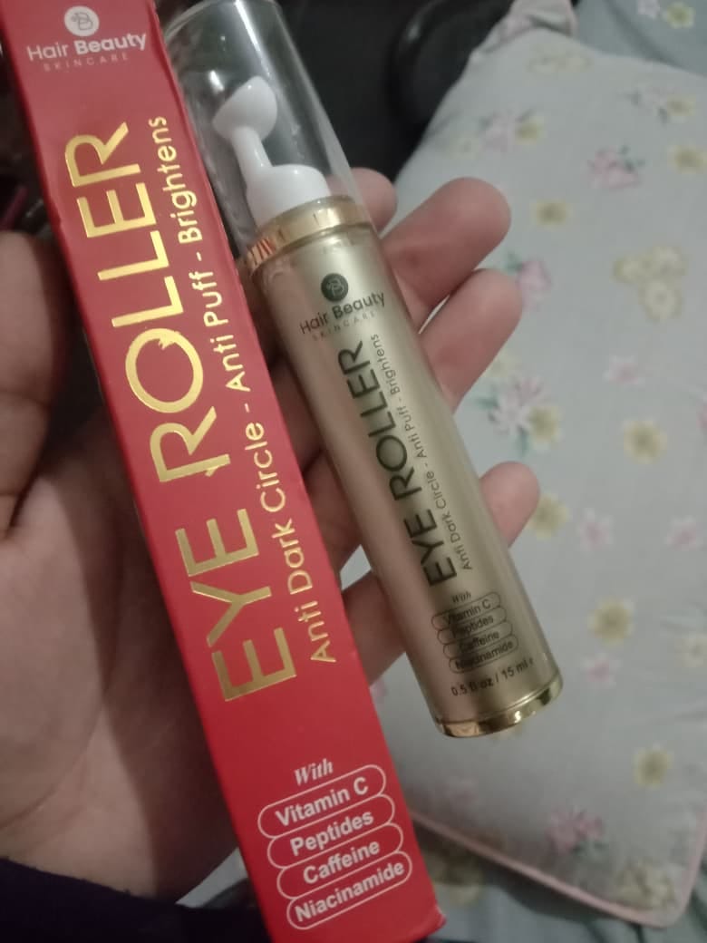 Customer photo review of Eye Roller | Eliminates Dark Circles & Puffy Eyes